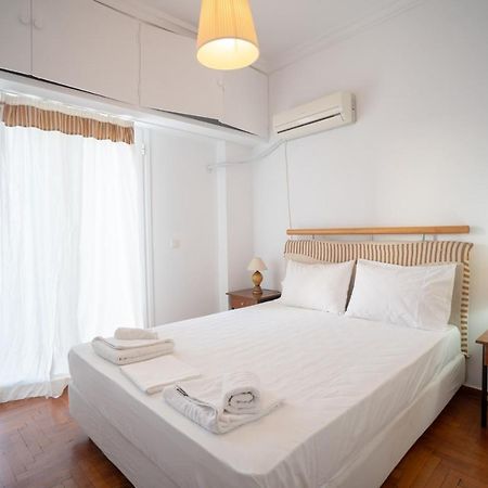 Dimotiko Theatro Metro St. 1 Bedroom 4 Pers. Flat ピレウス エクステリア 写真