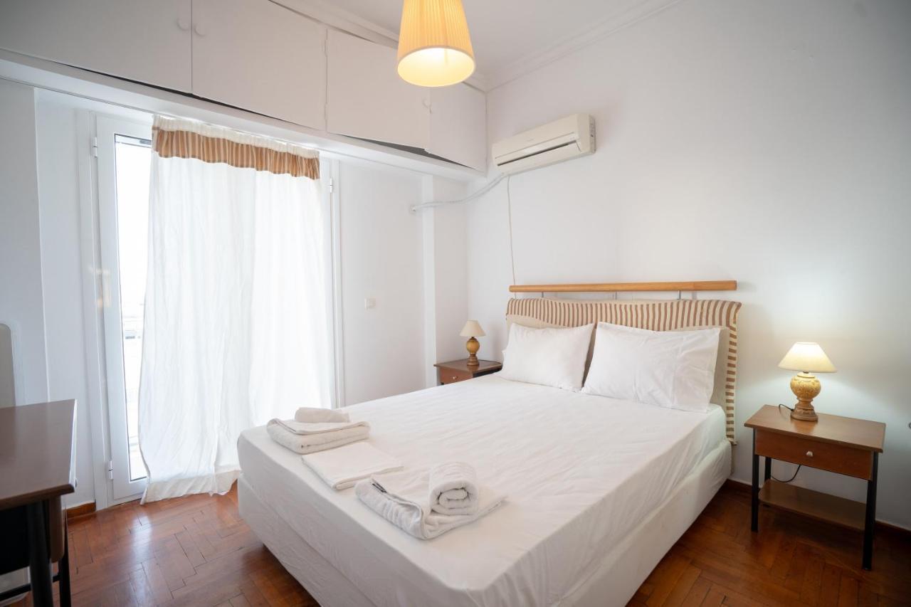 Dimotiko Theatro Metro St. 1 Bedroom 4 Pers. Flat ピレウス エクステリア 写真